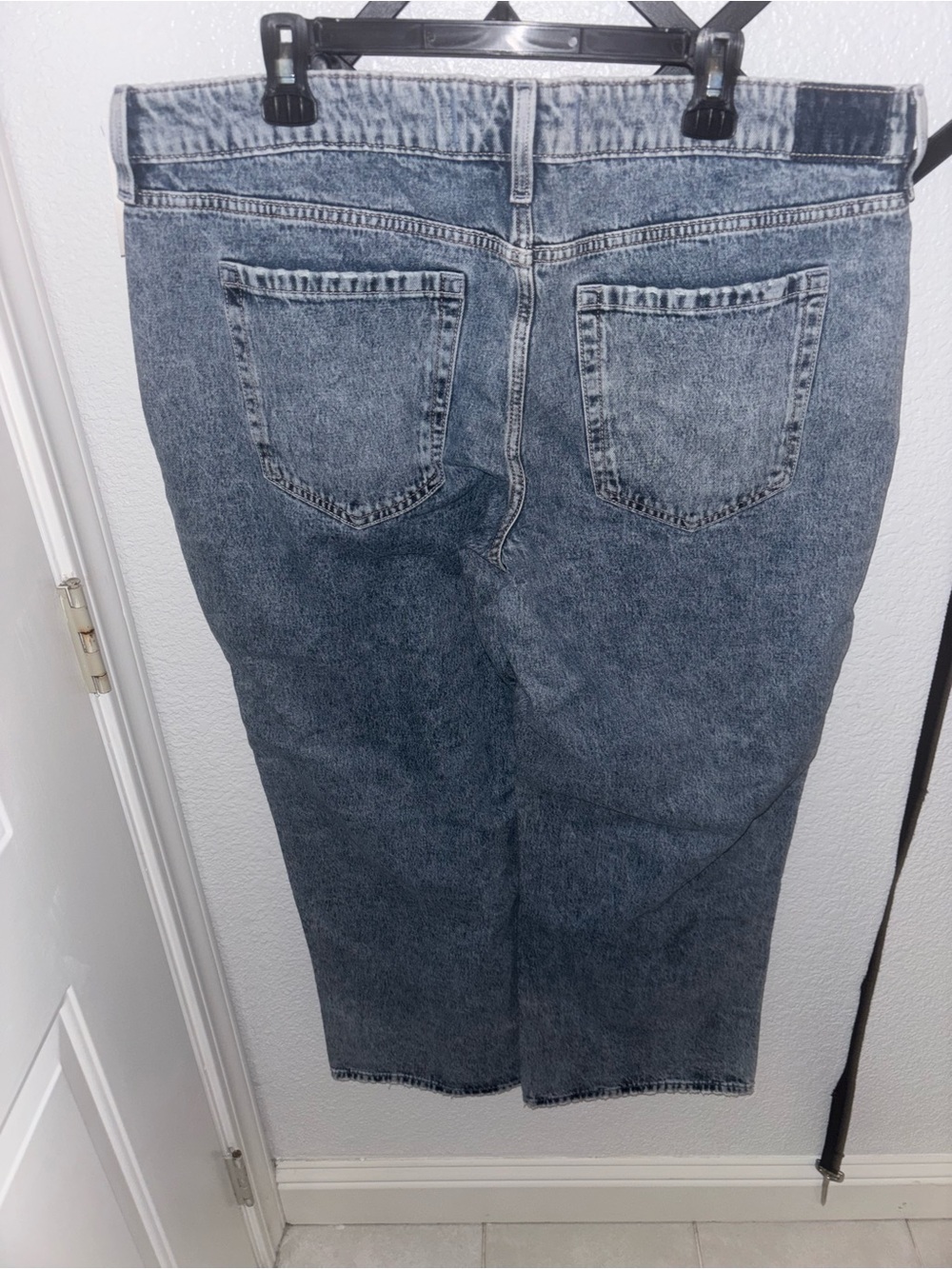 Hollister Low Rise Baggy Jeans Acid Wash Wide Leg Denim NWT Size 16R - Picture 5 of 5